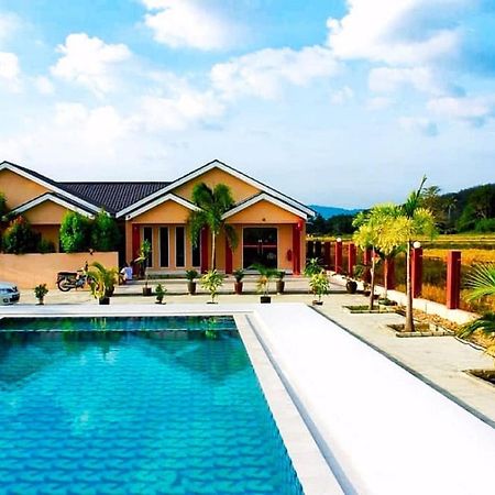 Nahdhoh Langkawi Resort Pantai Cenang  Exterior photo